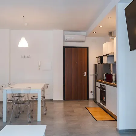 Lorenzo's Apartment Rome